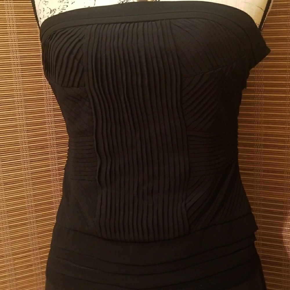 Dress - Picture 4 of 4